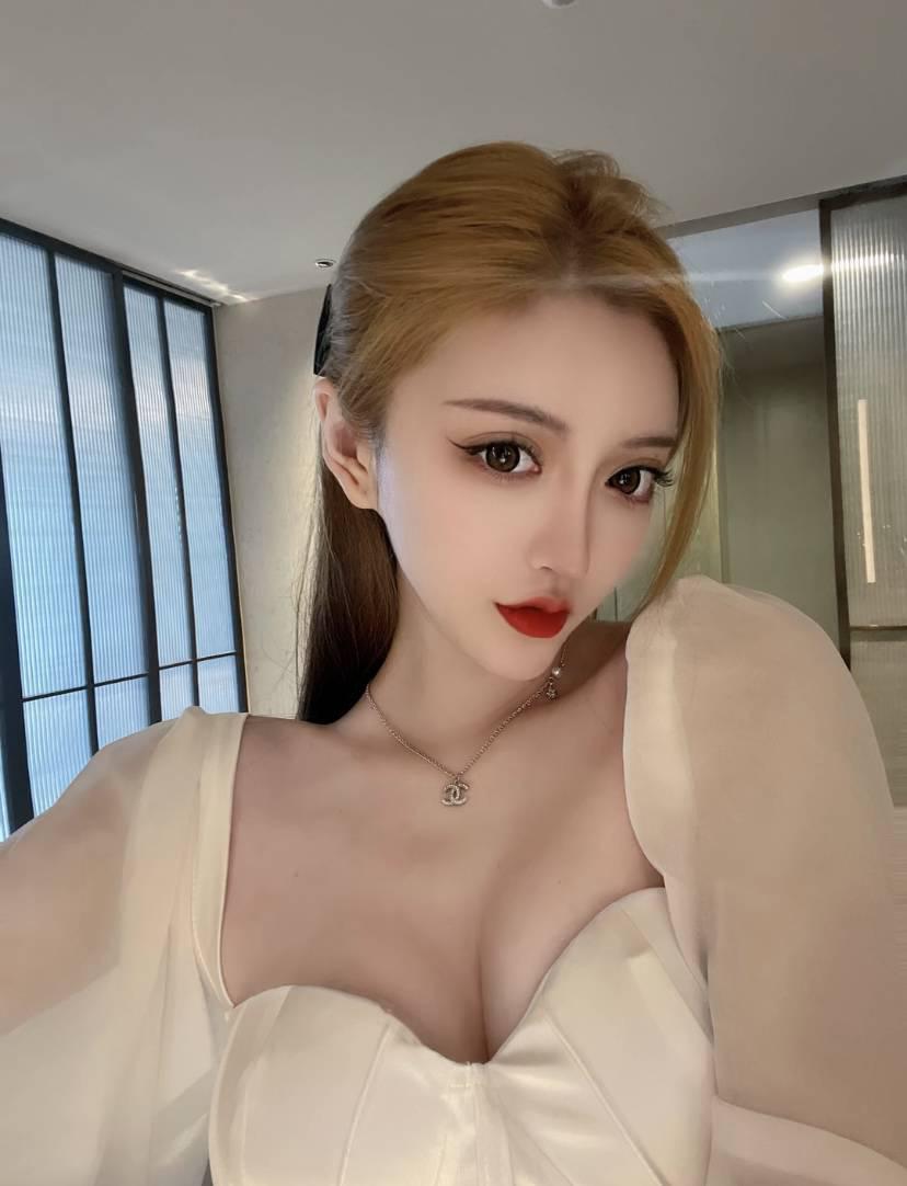 南山刚下的的兼职妹妹b紧水多